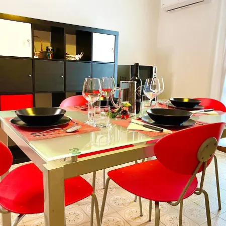 - Alessandra House Apartman